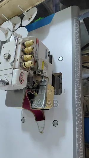 Ooverlooking Machine