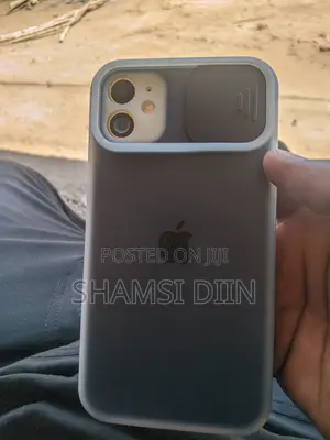Apple iPhone 11 64 GB Yellow