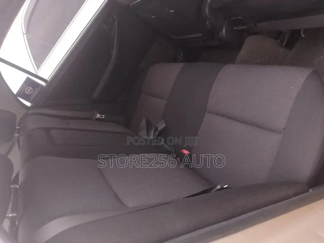 Toyota Allex 2001 Gold