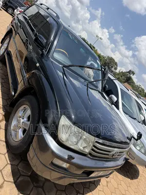 Toyota Land Cruiser Cygnus 4.7 2007 Black