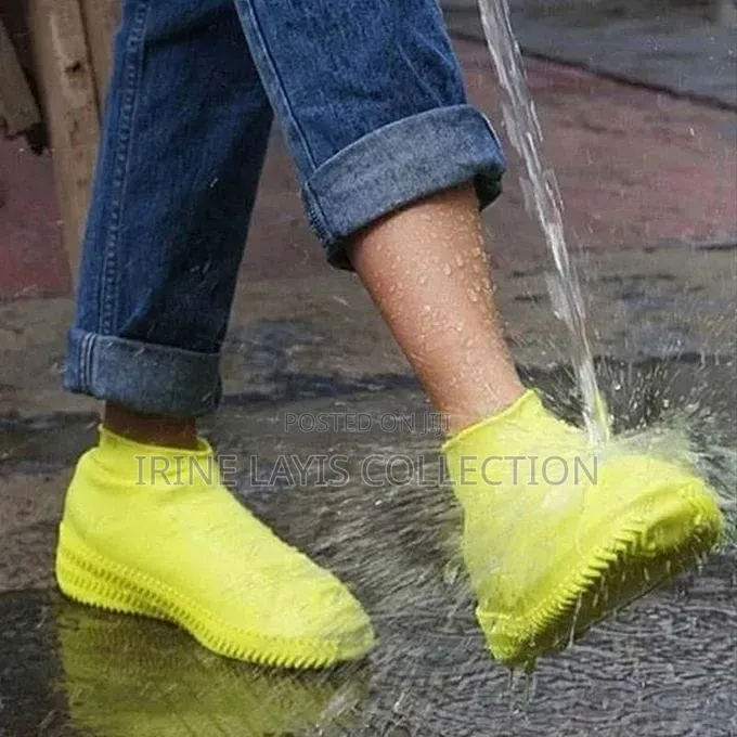 Stretchy Waterproof Silicone Shoe Covers.