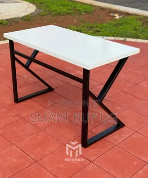 Office Desk/Study Table/Writing Desk