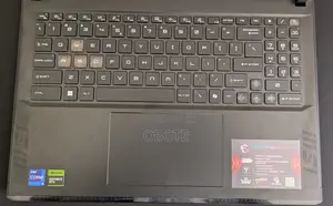 Laptop MSI Raider GE68HX 13VI-202US 32GB Intel Core i9 SSD 1T