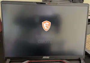 Laptop MSI Raider GE68HX 13VI-202US 32GB Intel Core i9 SSD 1T