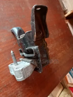 Engine Mounting Noah 3ZR