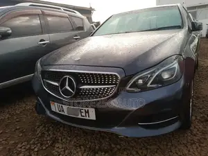 Mercedes-Benz E250 SV Premium 2014 Black