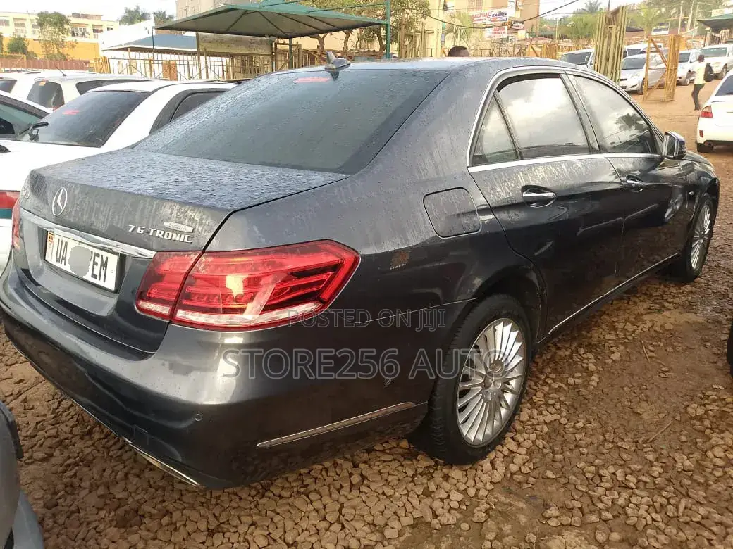 Mercedes-Benz E250 SV Premium 2014 Black