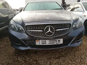Mercedes-Benz E250 SV Premium 2014 Black