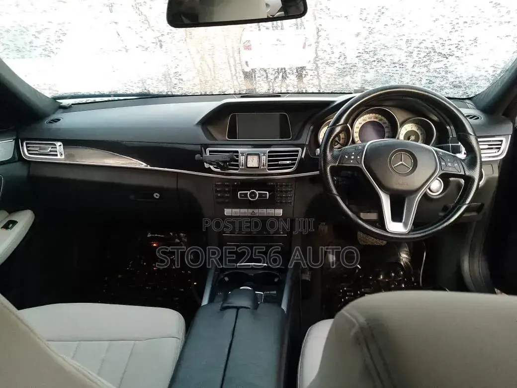 Mercedes-Benz E250 SV Premium 2014 Black