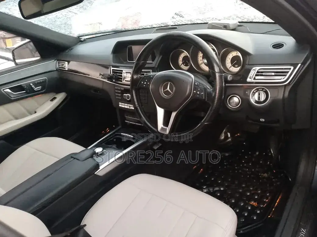 Mercedes-Benz E250 SV Premium 2014 Black