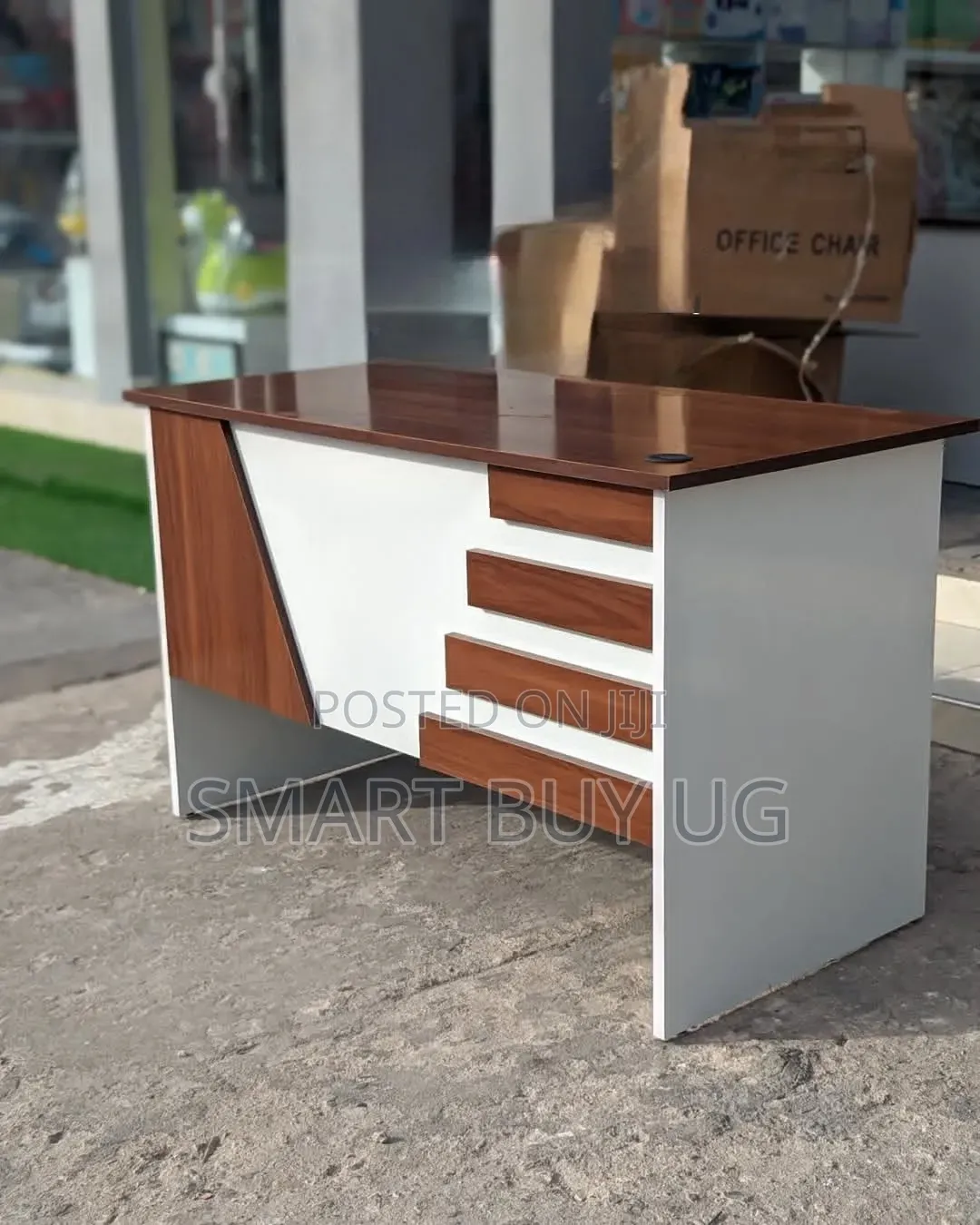 Executive Office Desk/Modern Work Table 961