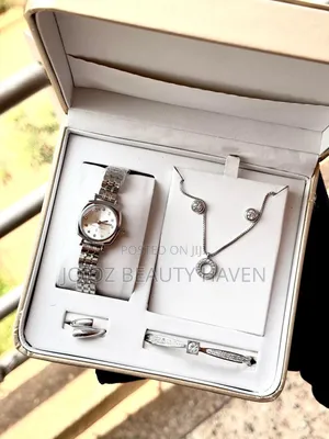 Elegant Rose-Gold Women's Gift Set Watch, Bracelet,Ring
