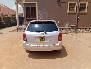 Toyota Corolla Fielder 1.5 Petrol FWD 2009 Silver
