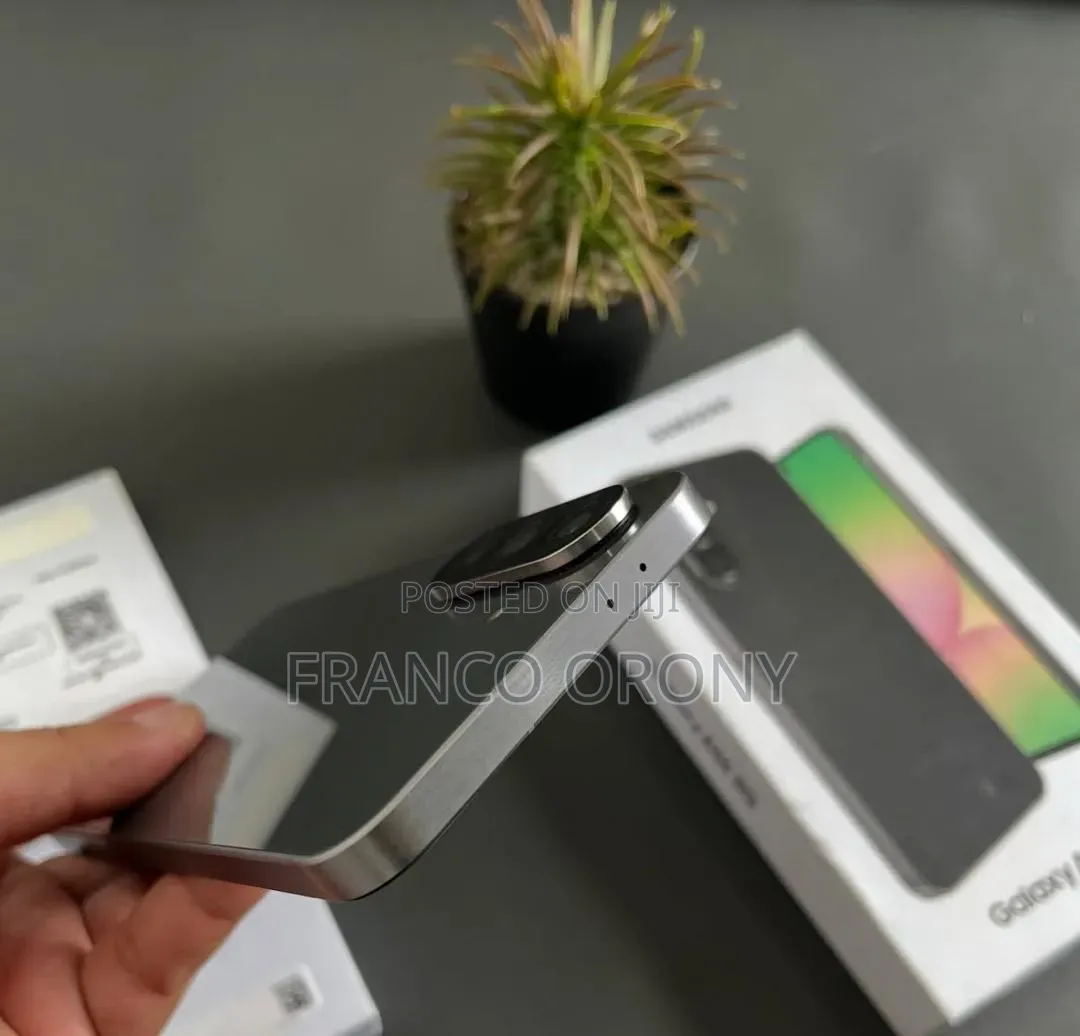New Samsung Galaxy A56 256 GB Black