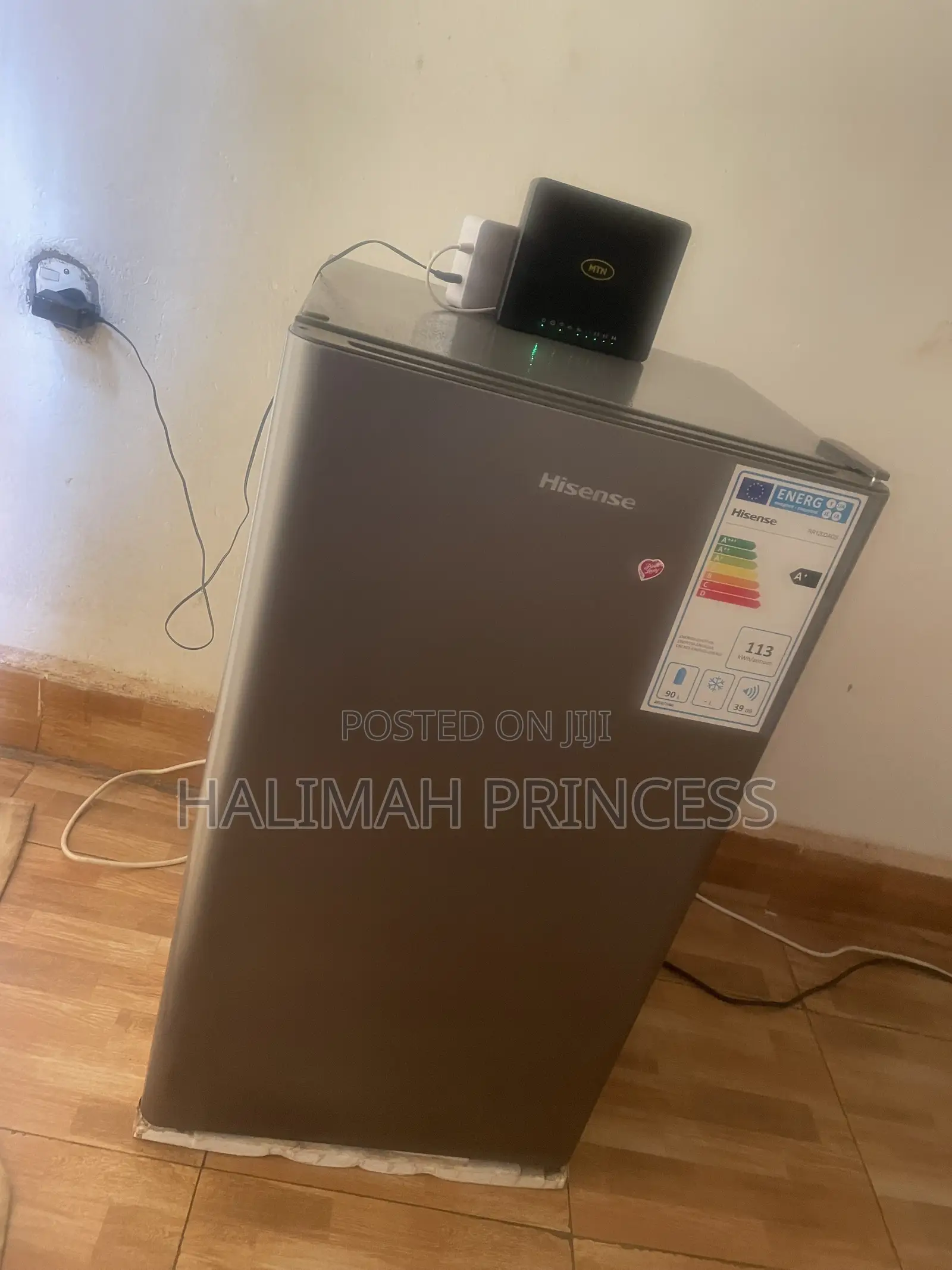 For Sale: Hisense 120L Single Door Fridge (With Receipt & Warranty)