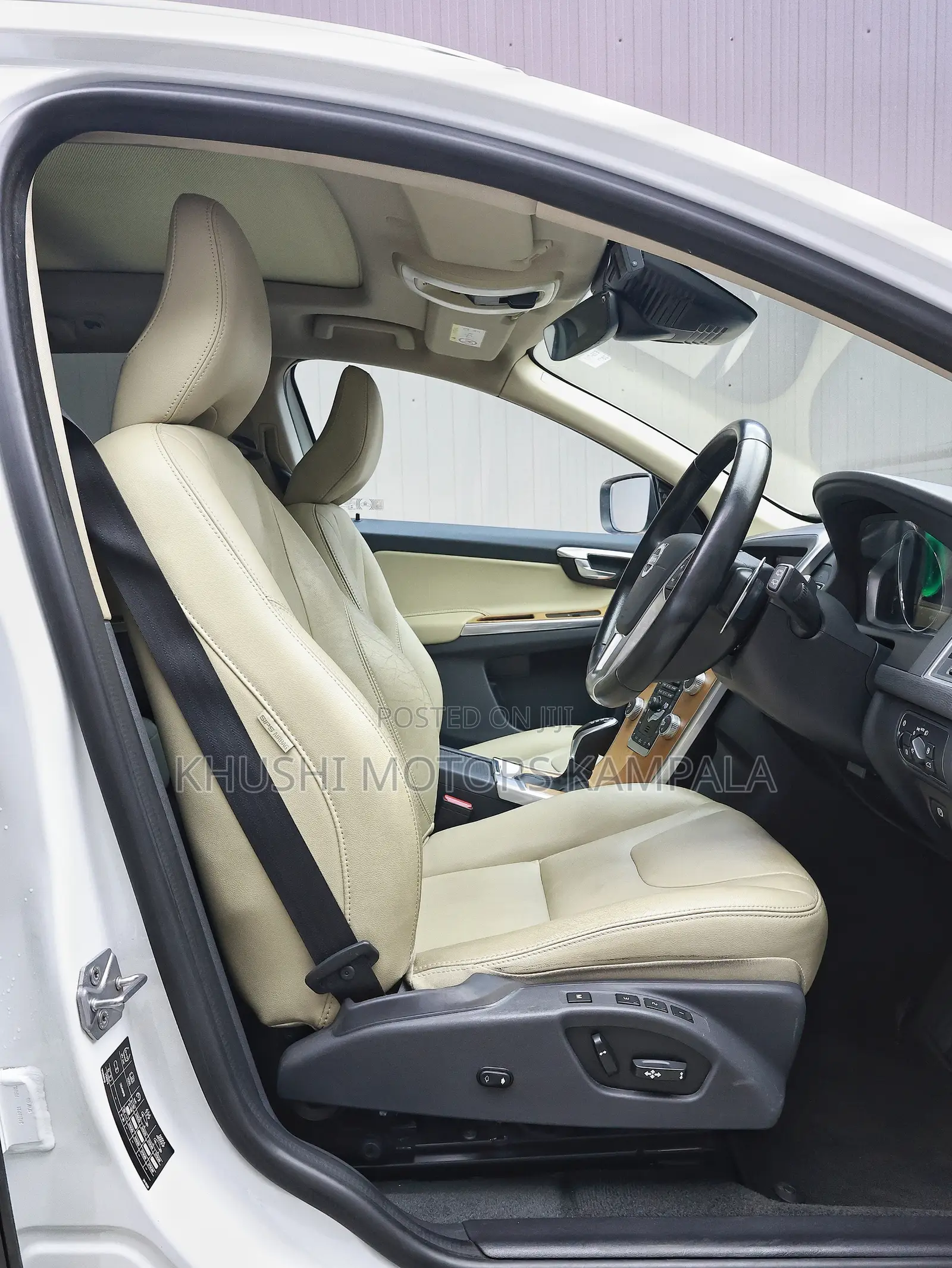 Volvo XC60 2017 White