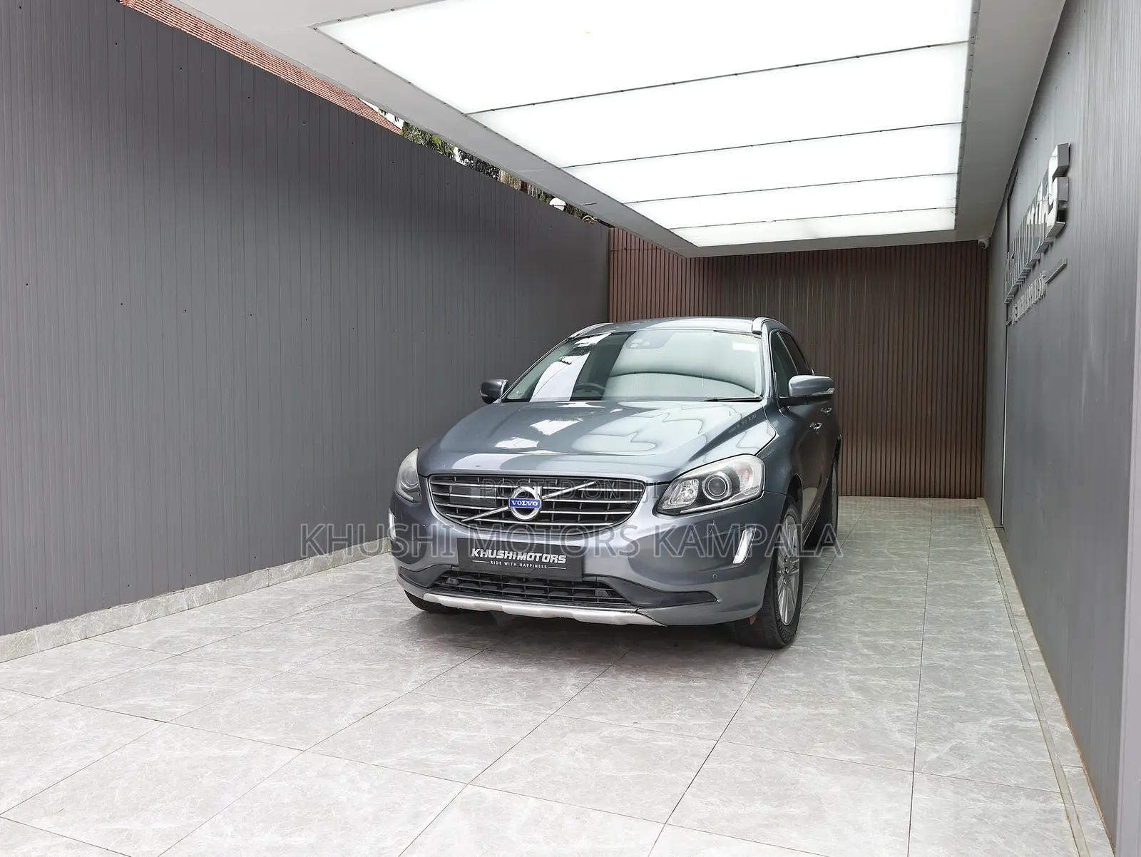 Volvo XC60 2016 Gray