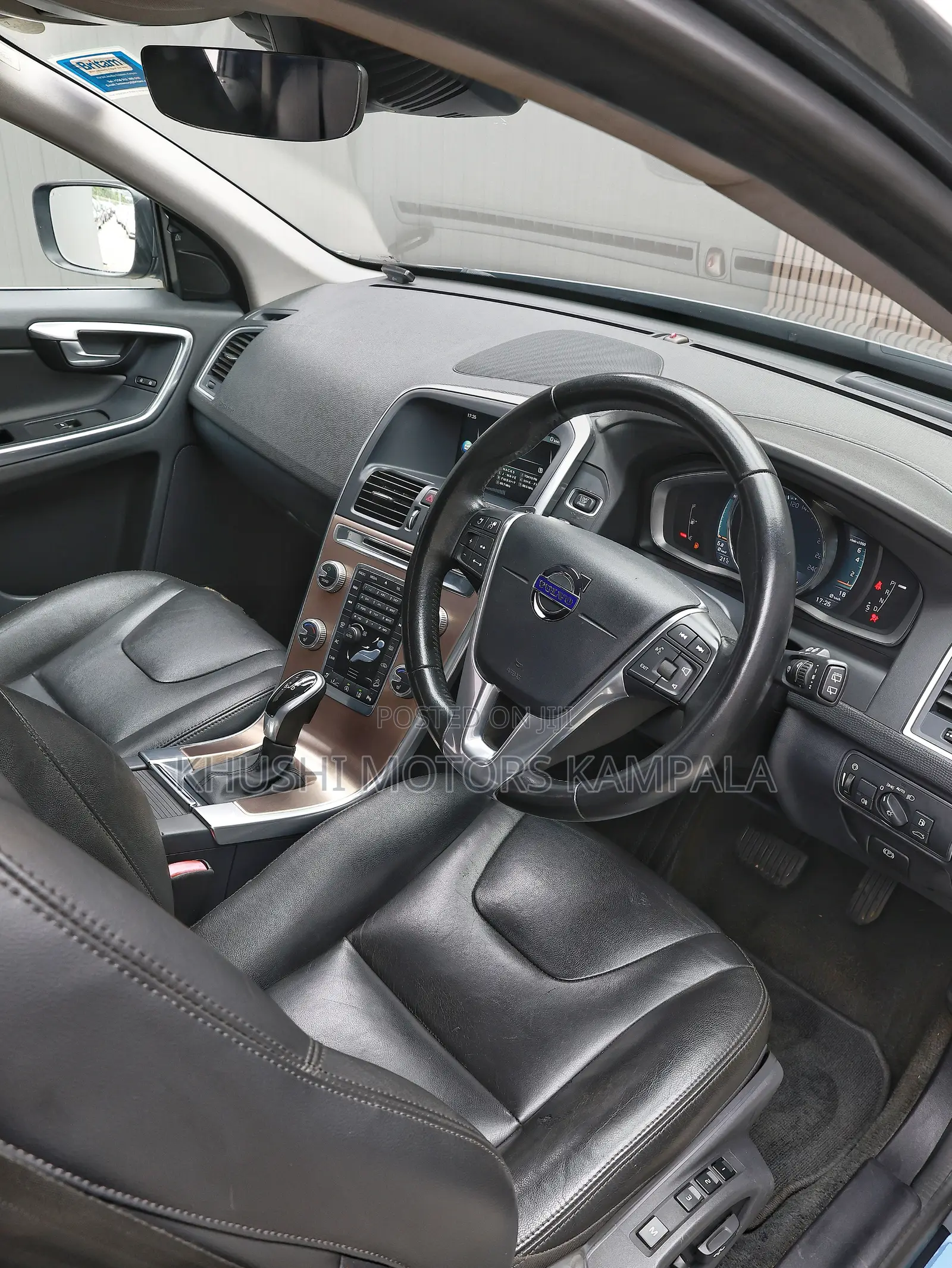 Volvo XC60 2016 Gray