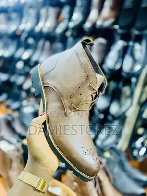 Men’s Leather Boots