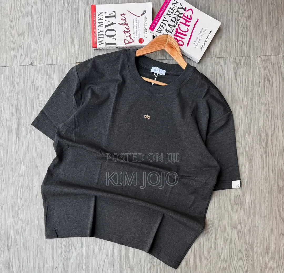 Unisex t.shirts