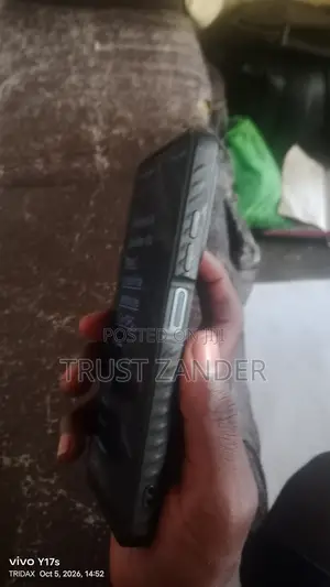 Tecno Spark 20 128 GB Black