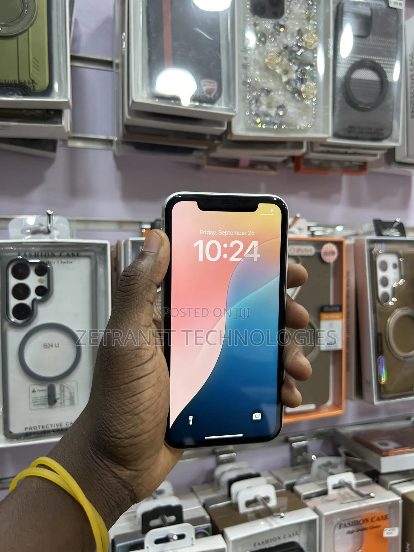 Apple iPhone XR 64 GB White