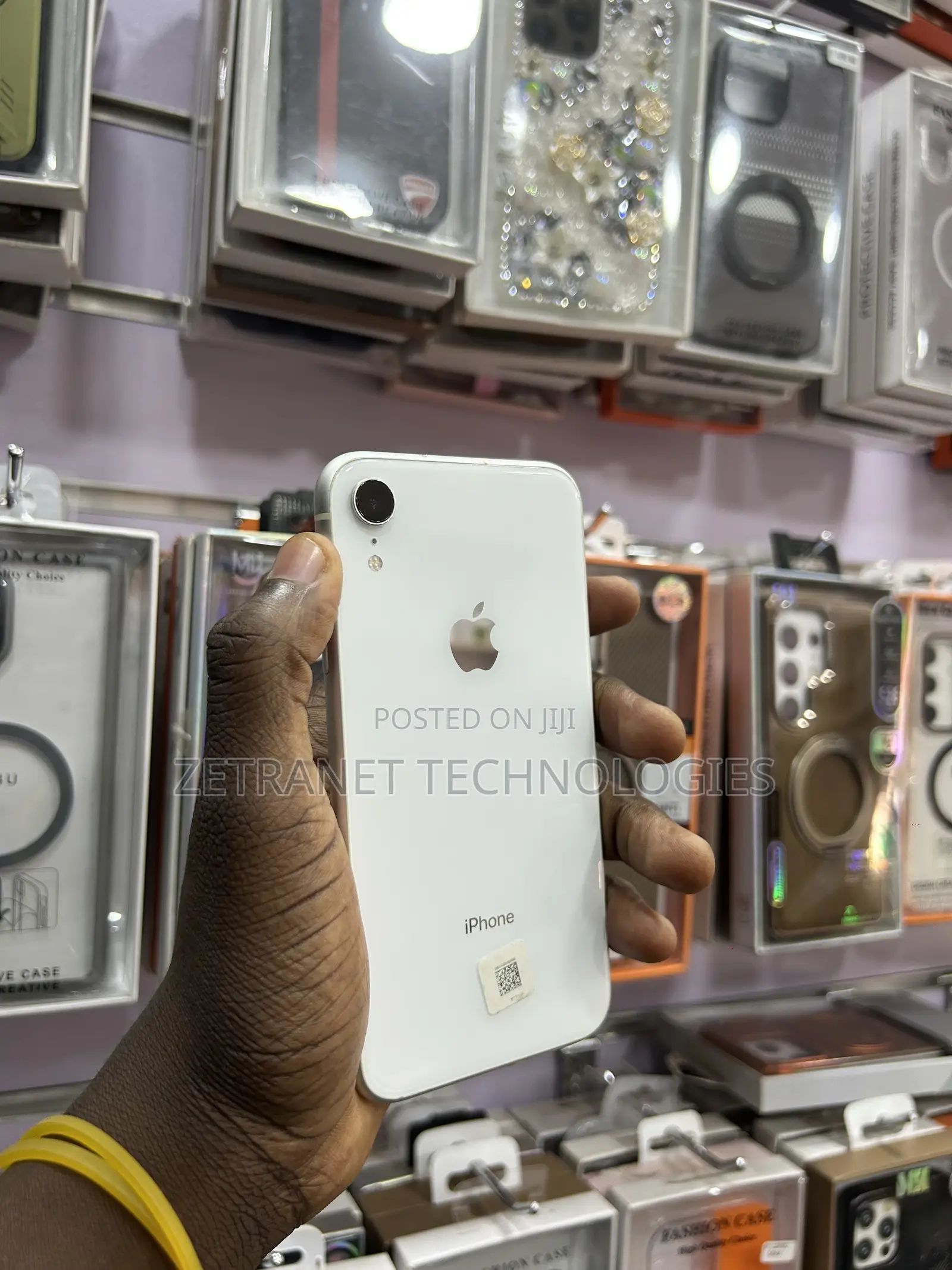 Apple iPhone XR 64 GB White