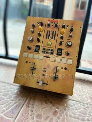 Numark Mixer