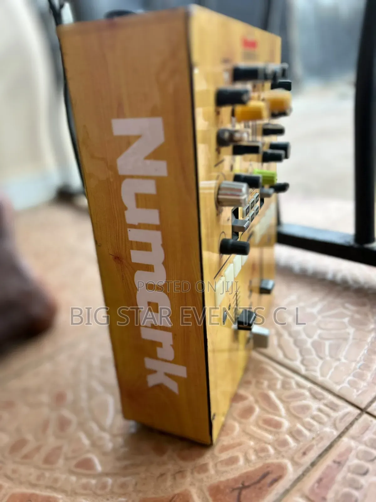 Numark Mixer