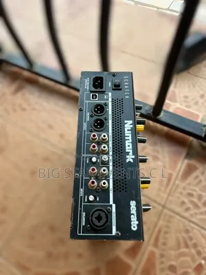 Numark Mixer