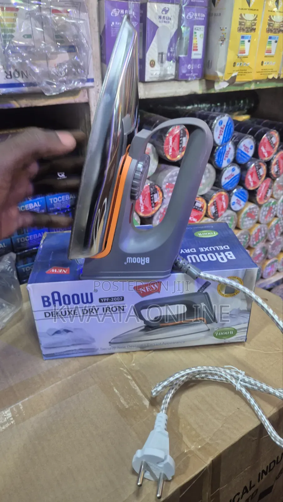 BAOOW Deluxe 1000W Electric Dry Iron YPF-2007 With Non-Stick Soleplate