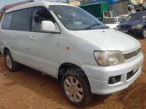 Toyota Noah 2001 White