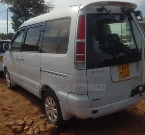 Toyota Noah 2001 White