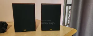 Jamo Bookshelf Speakers
