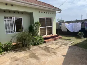 1bdrm Bungalow in Nakawa for rent