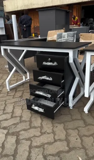 Modern Office Desk/Study Table/Writing Desk 921