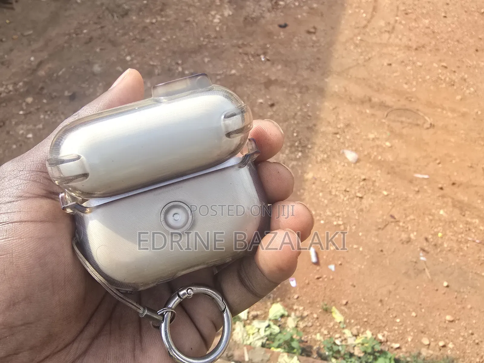 Selling My Airpods Pro 2 Active Noise Cancellation, Wireless Charging