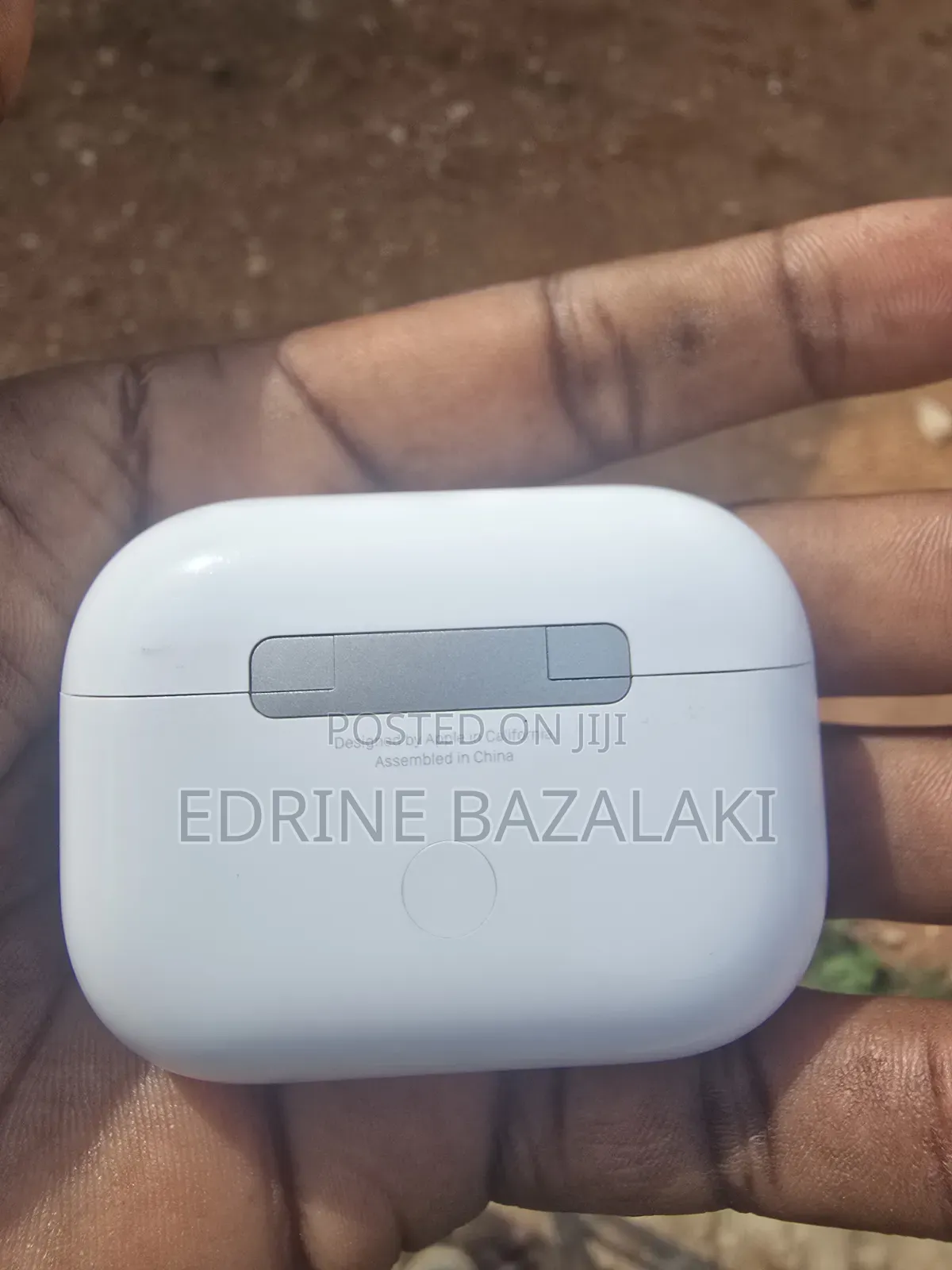 Selling My Airpods Pro 2 Active Noise Cancellation, Wireless Charging