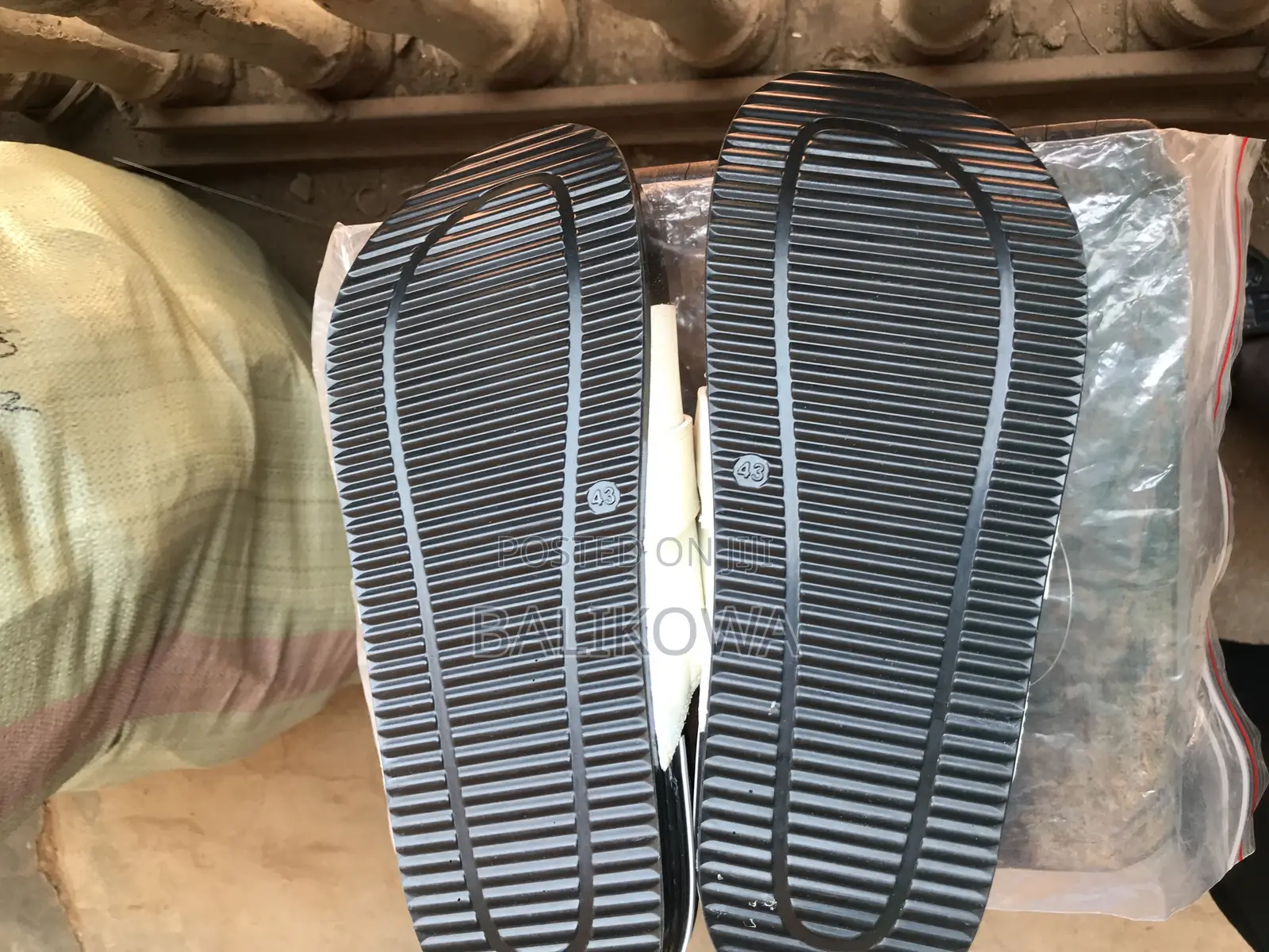 Wholesale Brand New Shoes for All Types