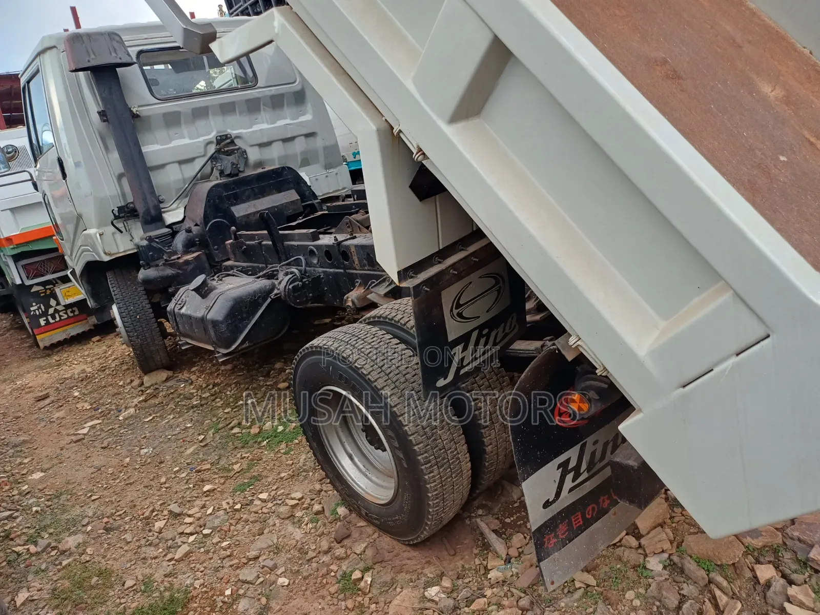 Hino Tipper