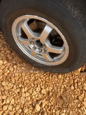 Toyota IST 2007 Silver