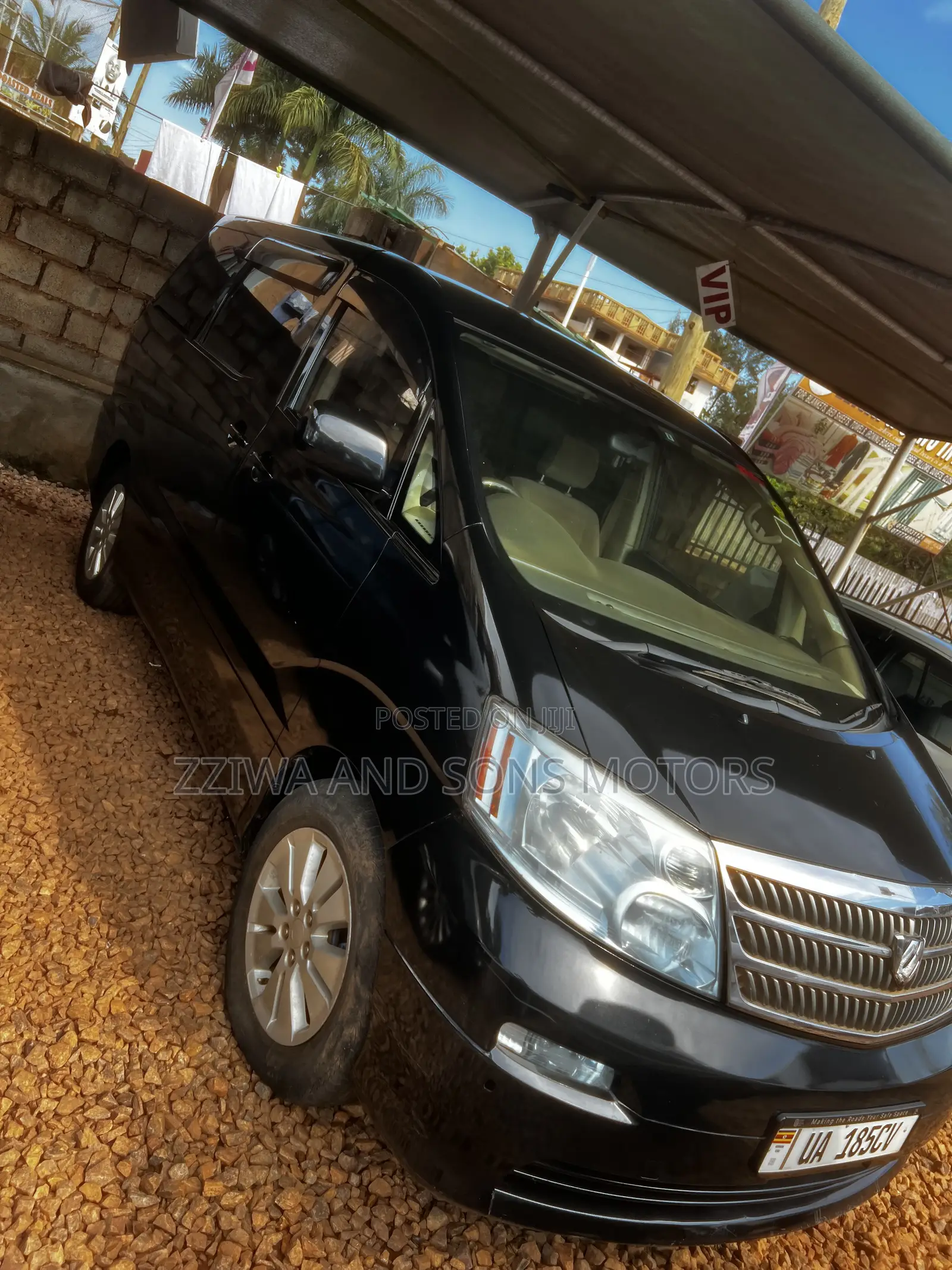Toyota Alphard 2.4 Petrol AWD 2003 Black