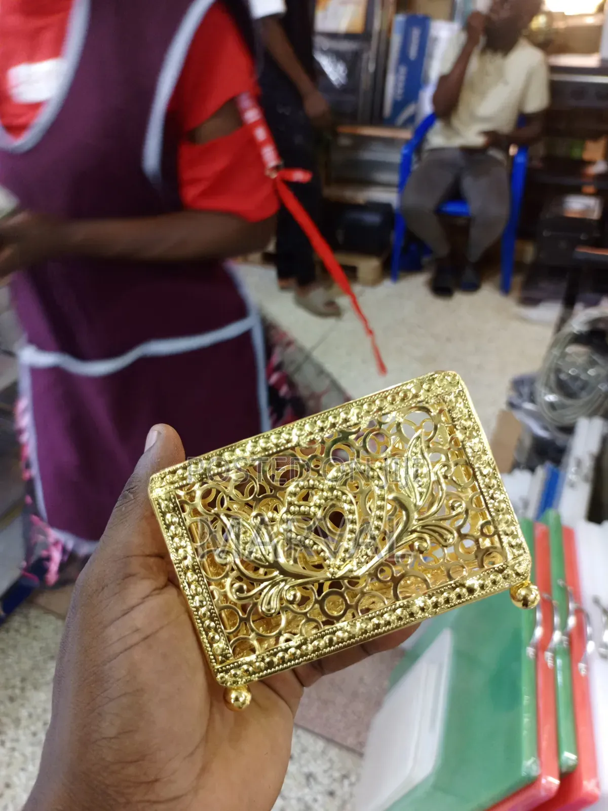 Decorative Gold-Toned Filigree Metal Napkin Holder