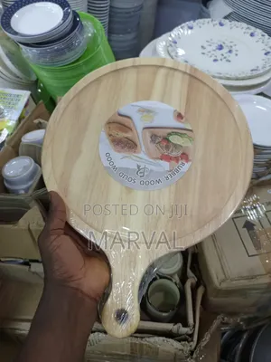 Round Wooden Pizza Serving Plate