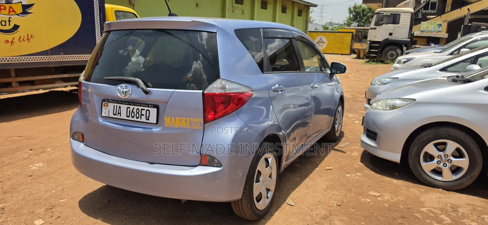Toyota Ractis 2013 Blue