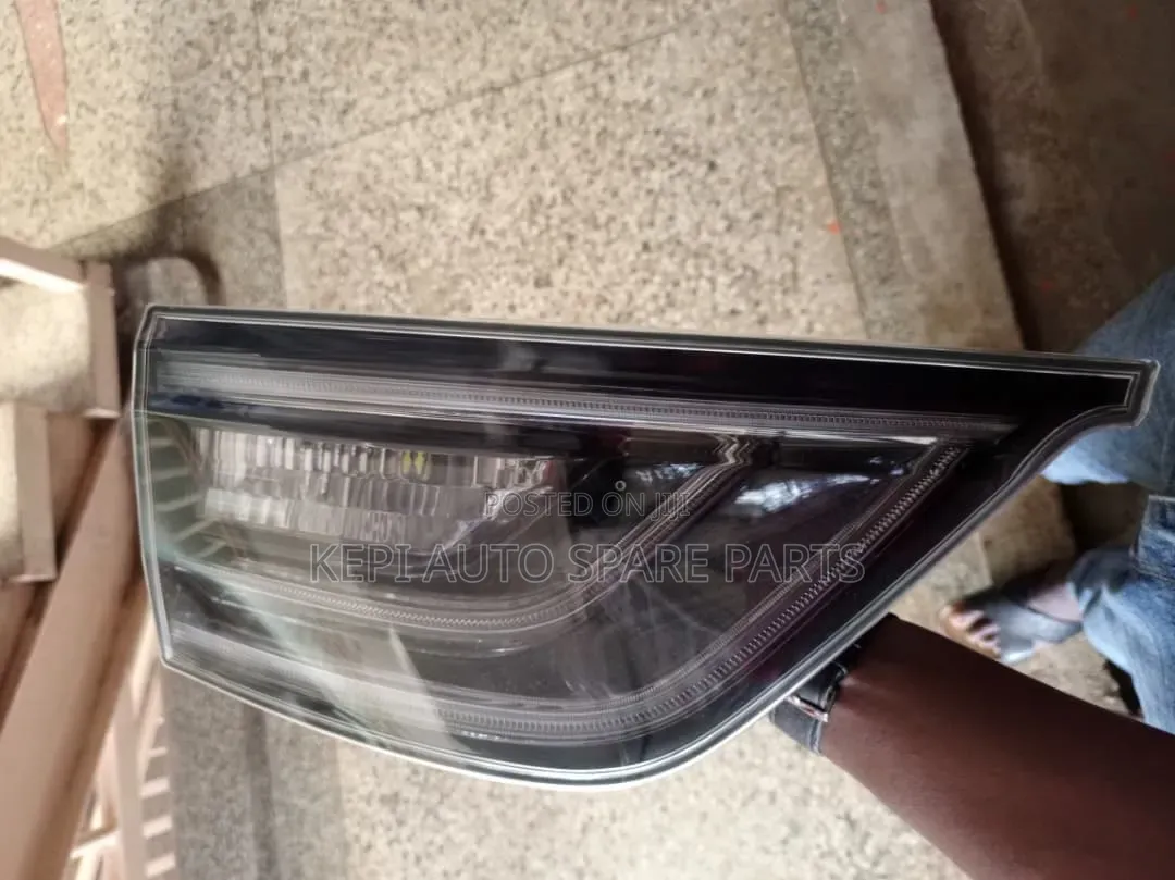 Reflector Hybrid