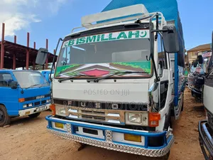 Fuso Fighter Truck