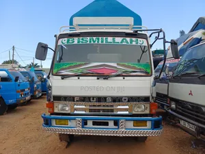 Fuso Fighter Truck