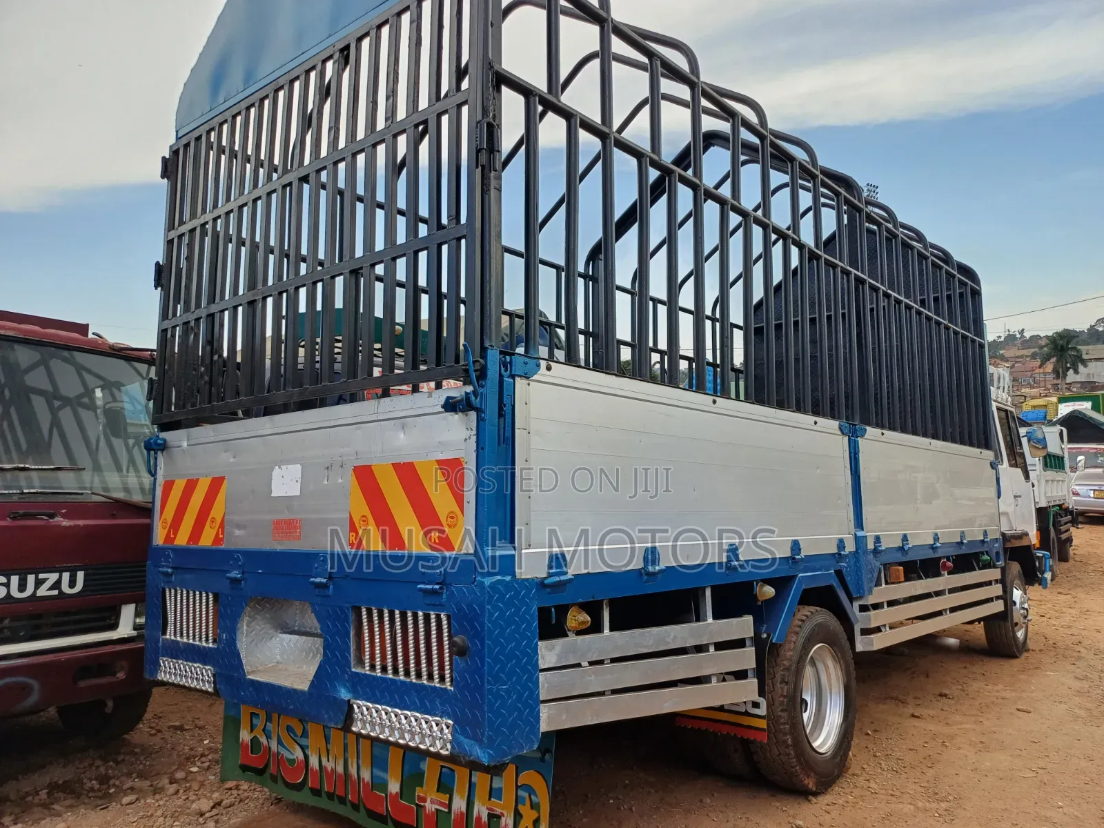 Fuso Fighter Truck