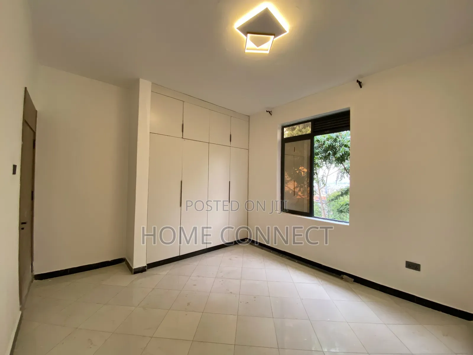 2bdrm Apartment in Mutungo Hill, Central Division for rent